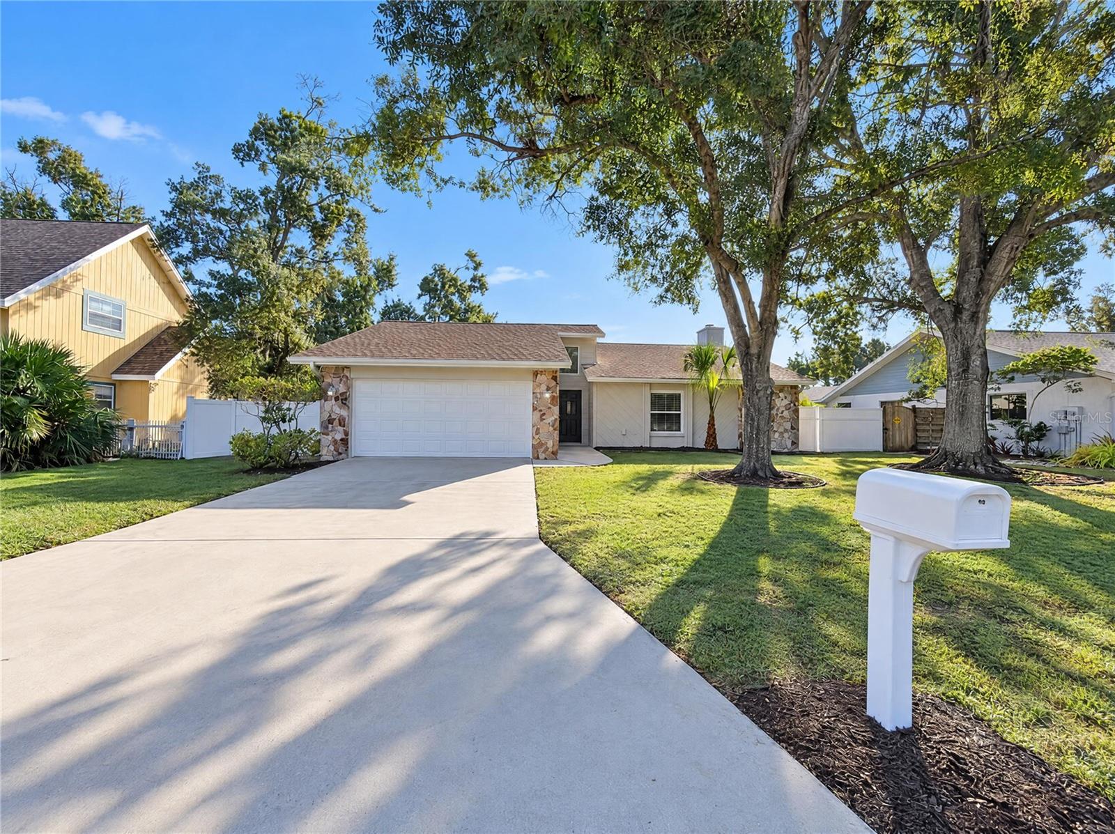 8421 CYPRESS LAKE CIR - Photo 1