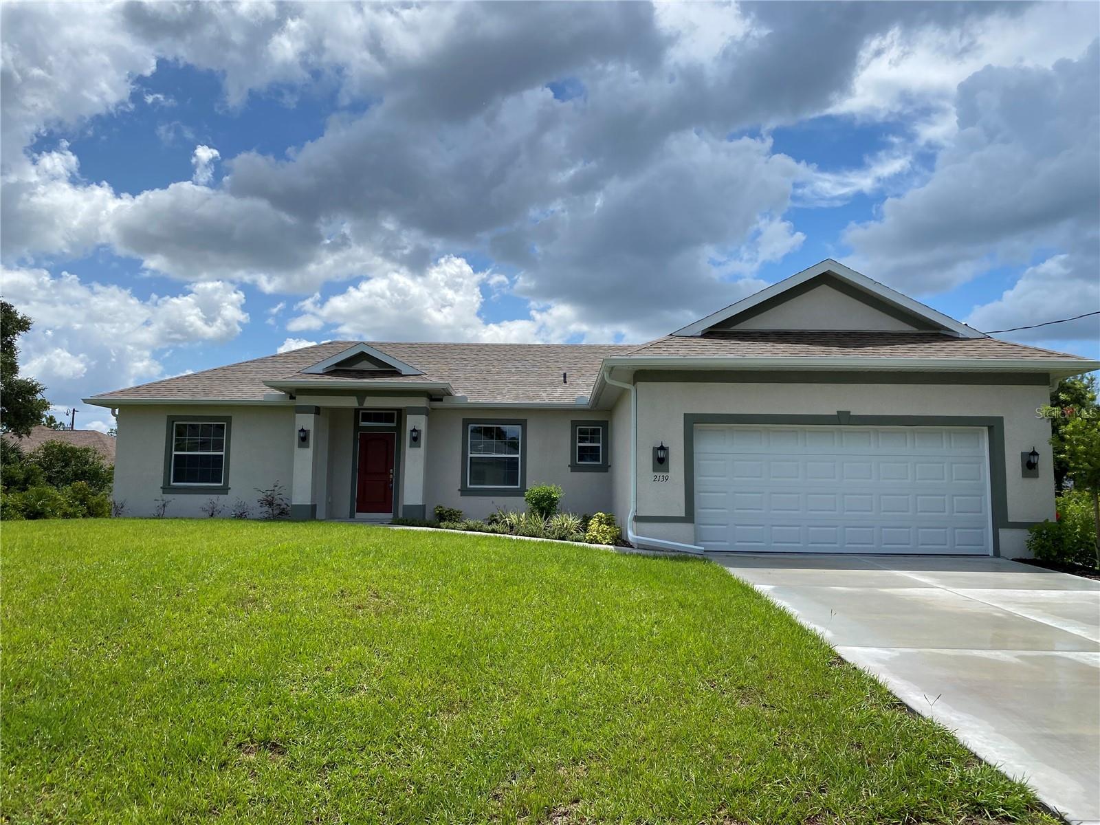 2139 GASCOM ST - Photo 1