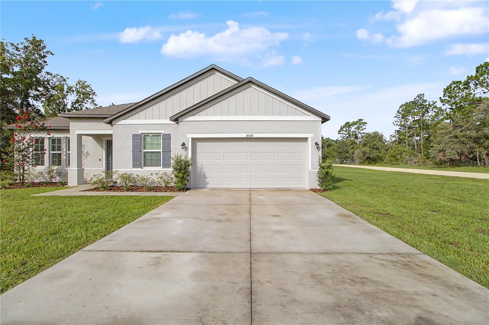 14557 CEDARWOOD AVE - Photo 1