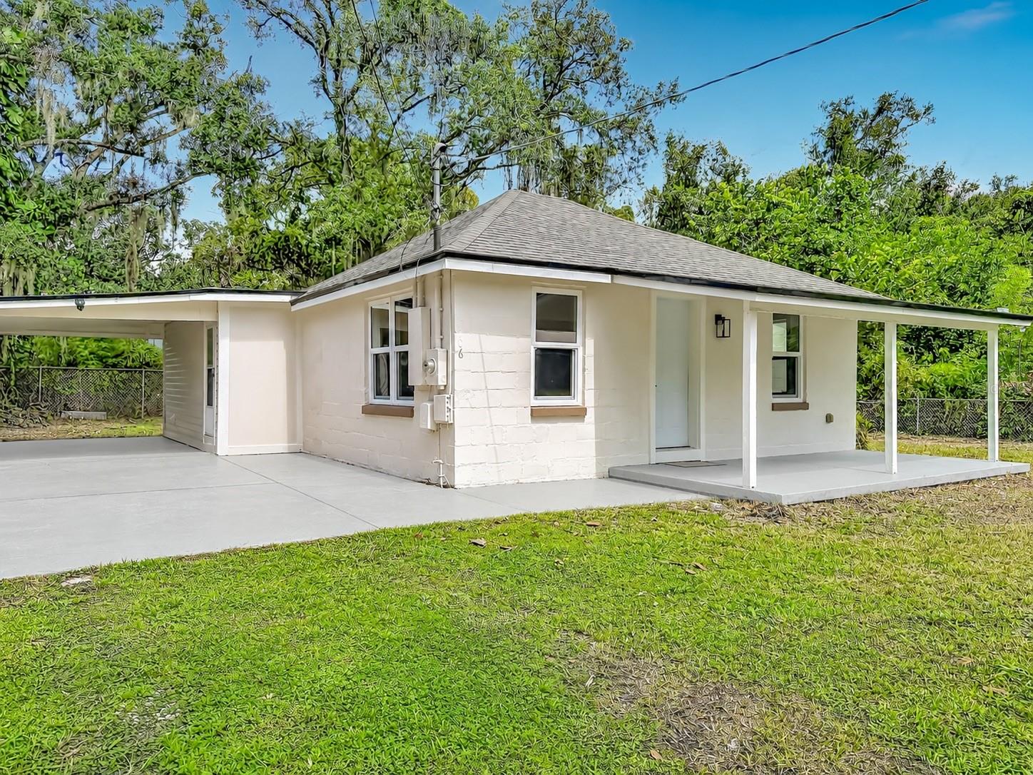 7706 E 25TH AVE - Photo 1