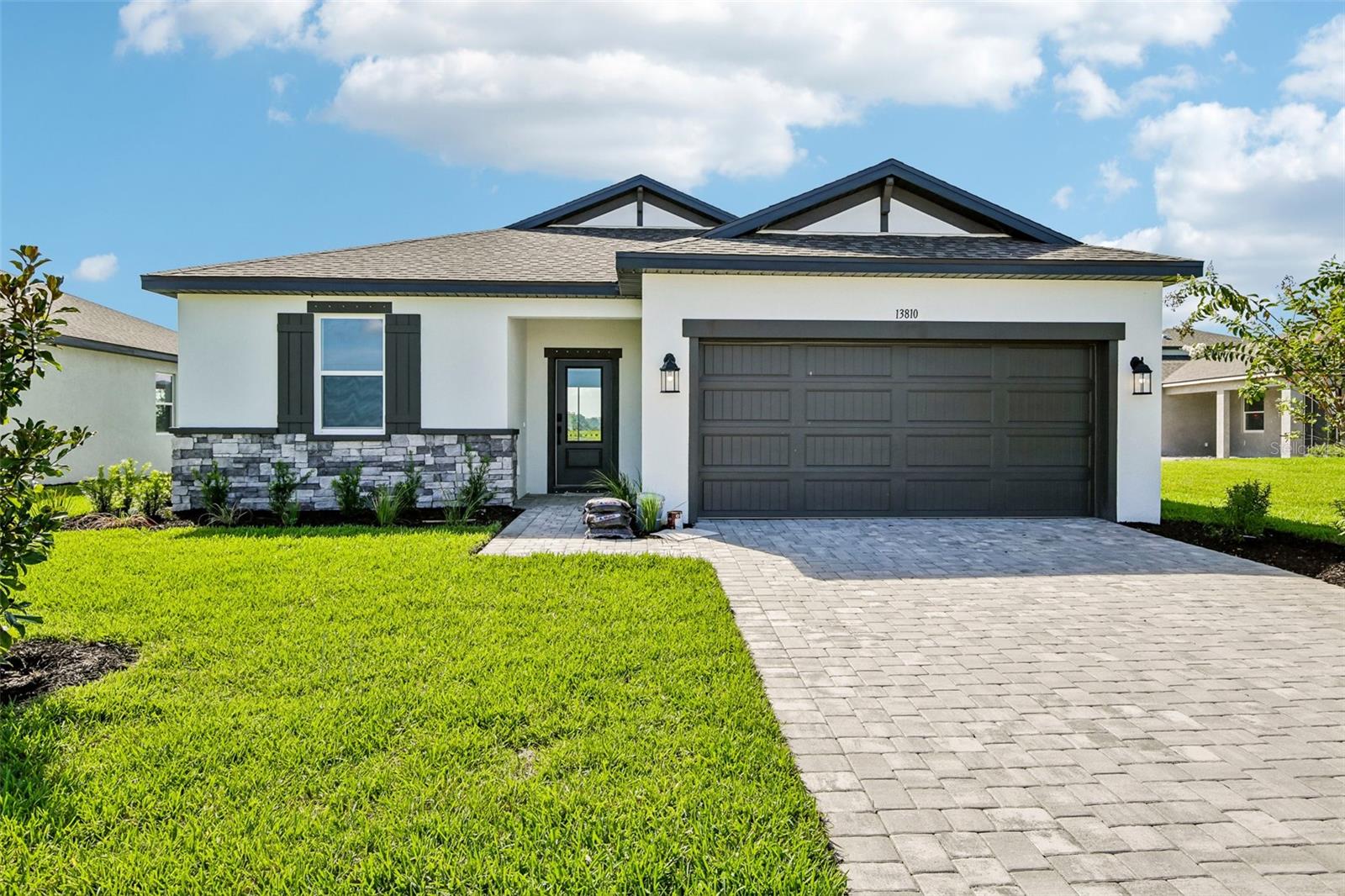 13810 BERTRAND AVE - Photo 1