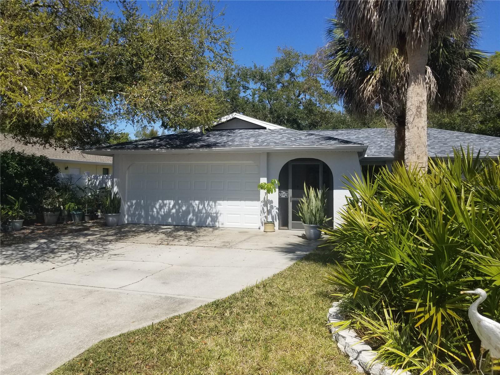 1720 FOSSIL DR - Photo 1