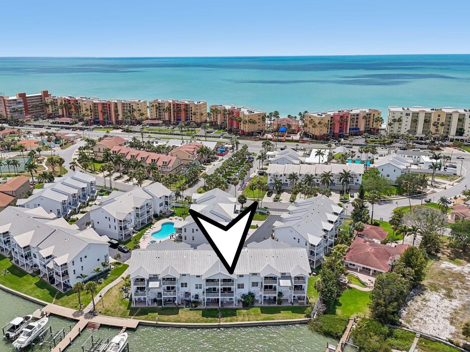 113 YACHT CLUB CIR - Photo 1
