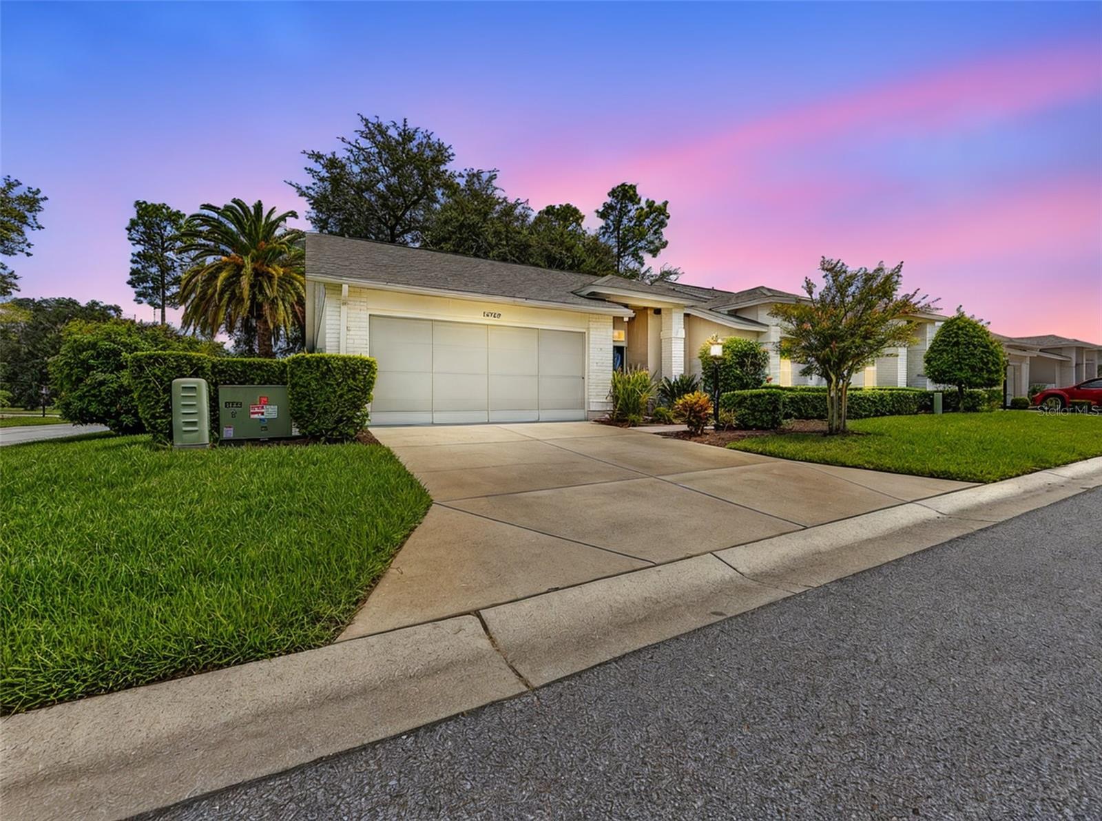 18709 SUMMERSONG DR - Photo 1