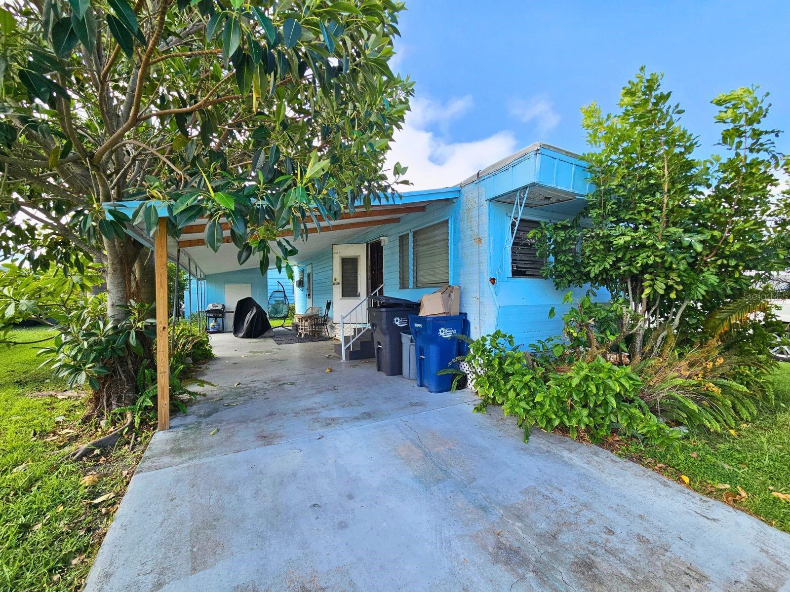 710 49TH AVENUE DR W - Photo 1