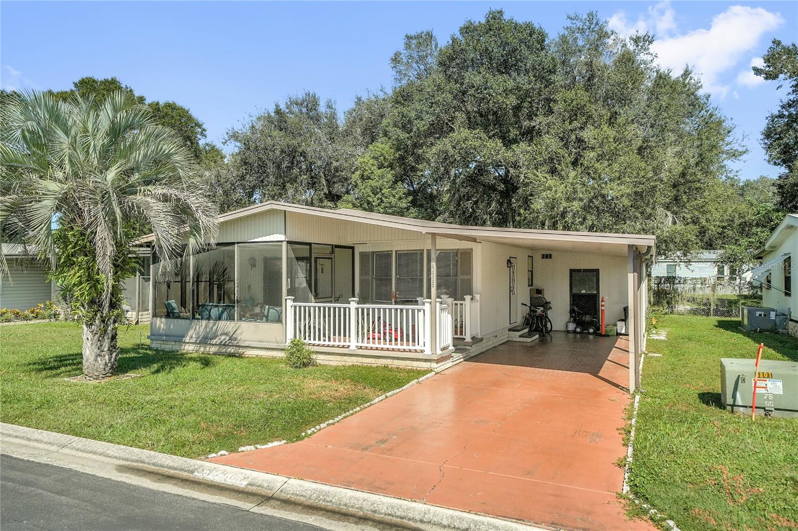 34405 COUNTRYSIDE DR - Photo 1