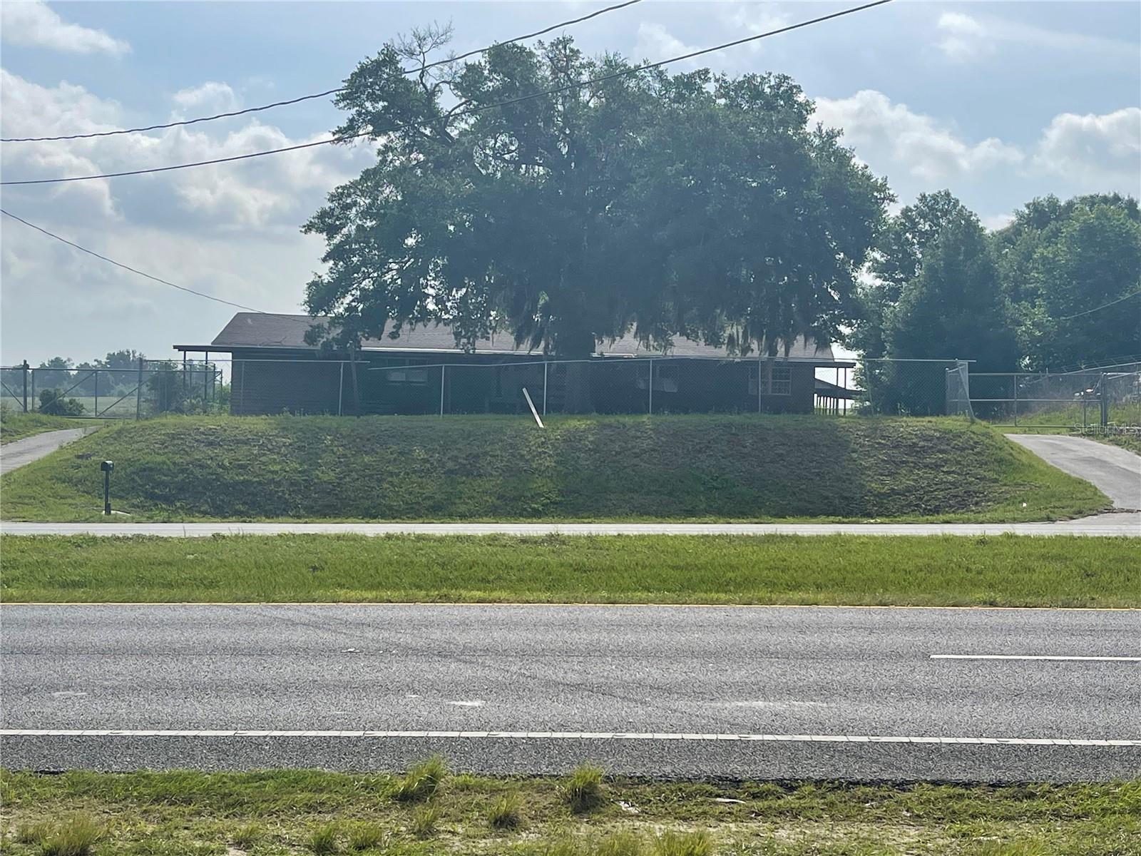 10736 US HIGHWAY 301 - Photo 1