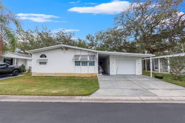 34124 ESTATES LN - Photo 1