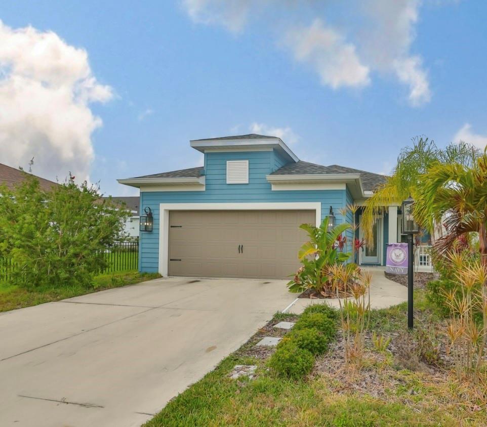 11008 SAND PINE LN - Photo 1