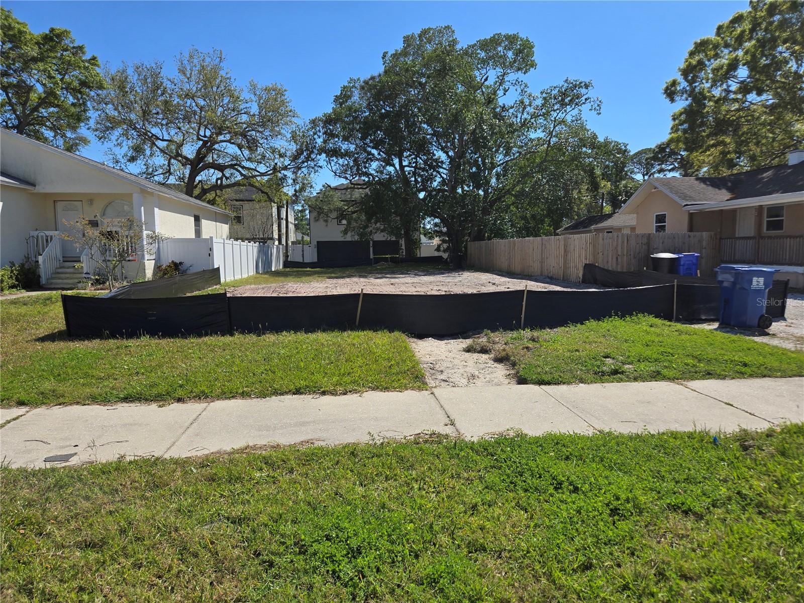 134 49TH AVE N - Photo 1
