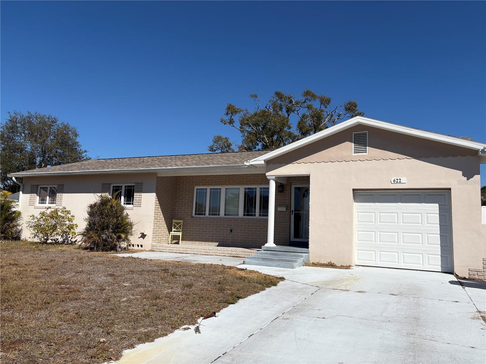 6221 13TH AVE N - Photo 1