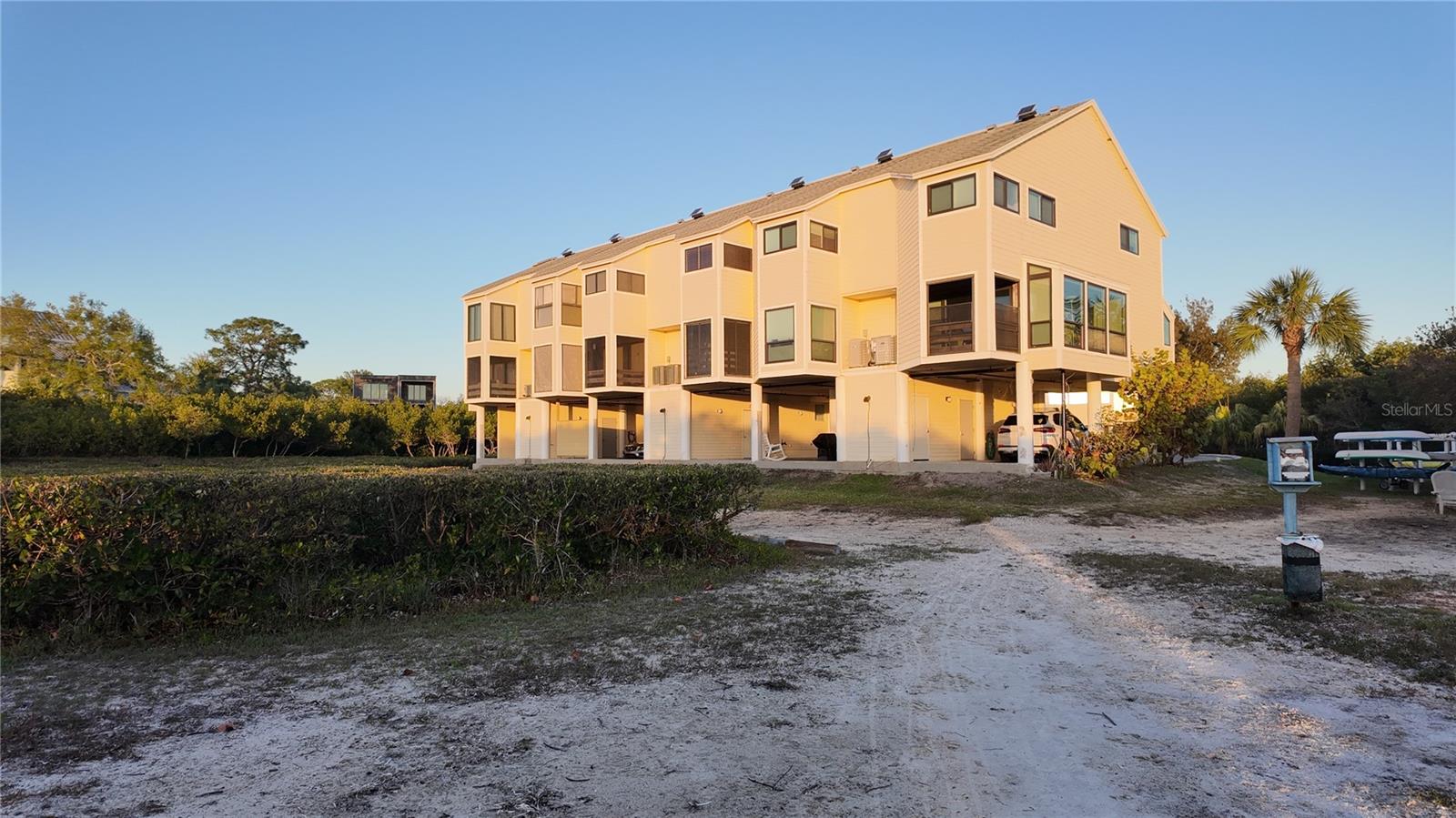 1500 SUNSET RD BLDG C #C7 - Photo 1