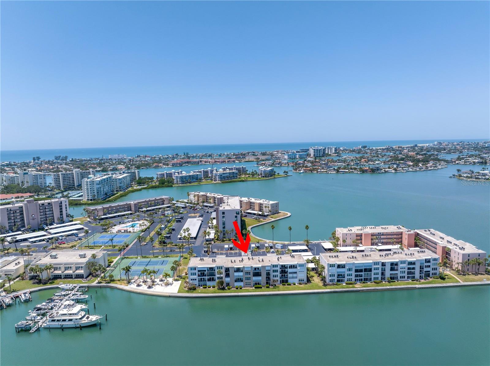 7625 SUN ISLAND DR S #106 - Photo 1