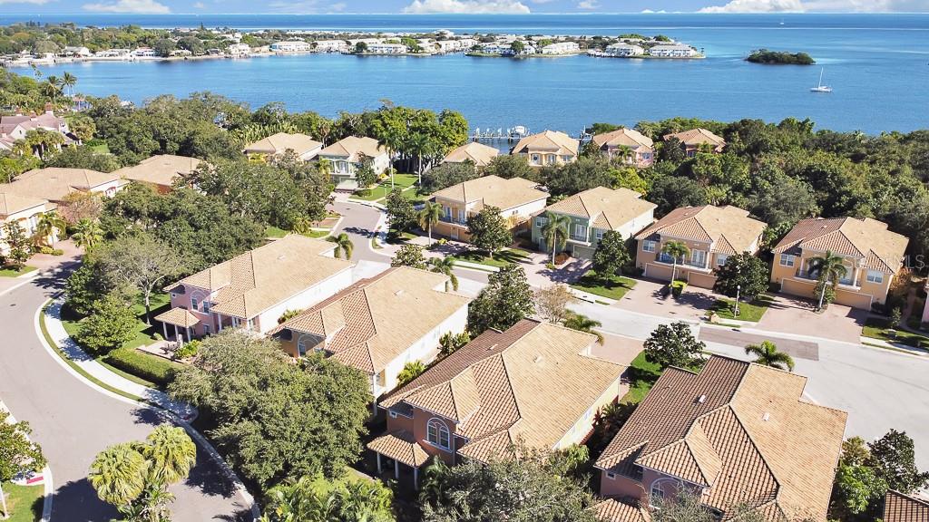 184 BANYAN BAY DR - Photo 1