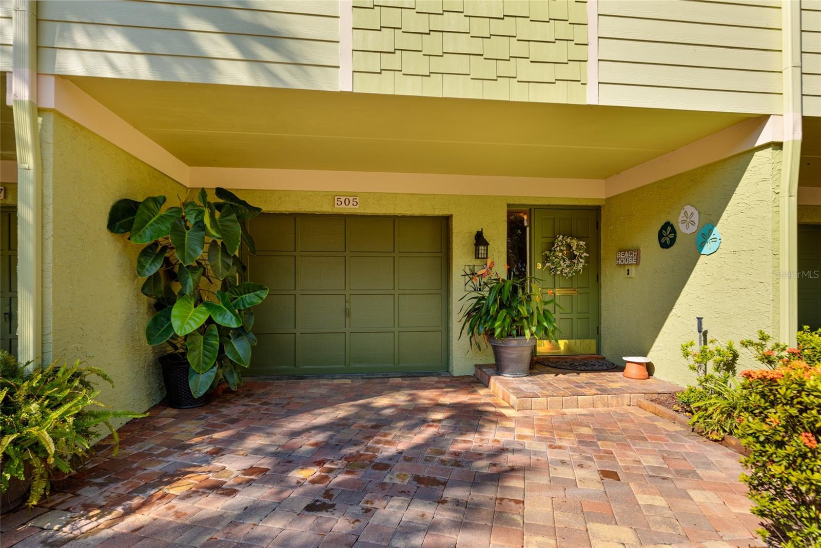 505 SANDY HOOK RD #505 - Photo 1