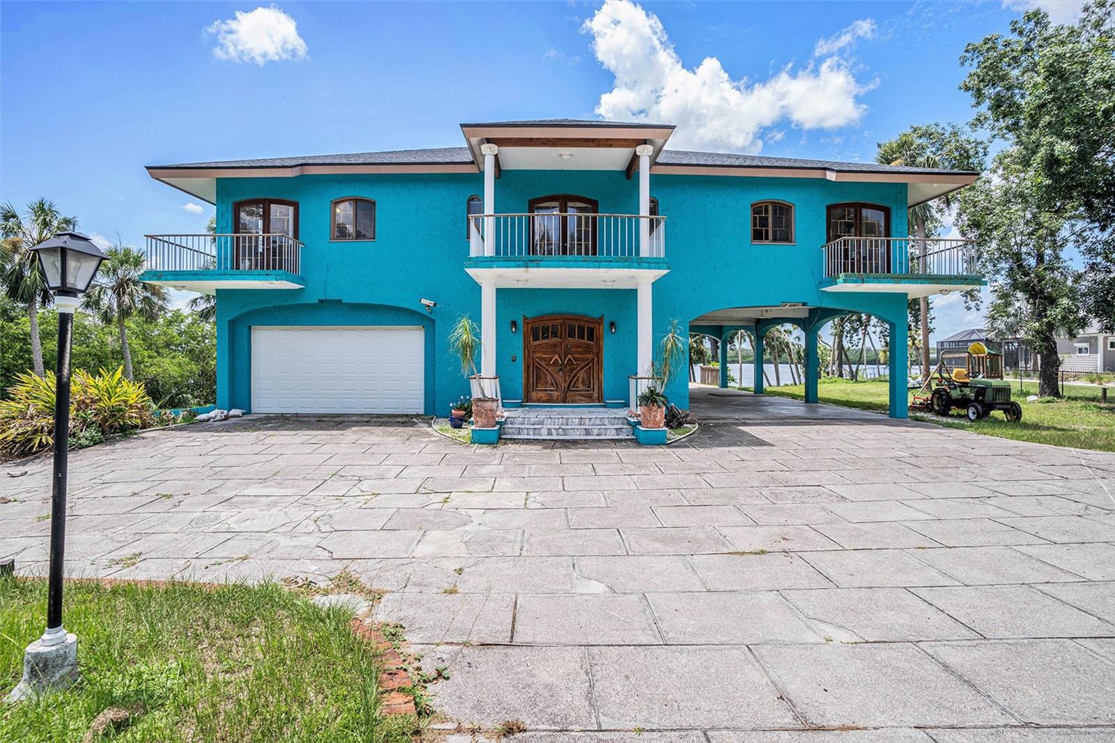7715 RIVERVIEW DR - Photo 1