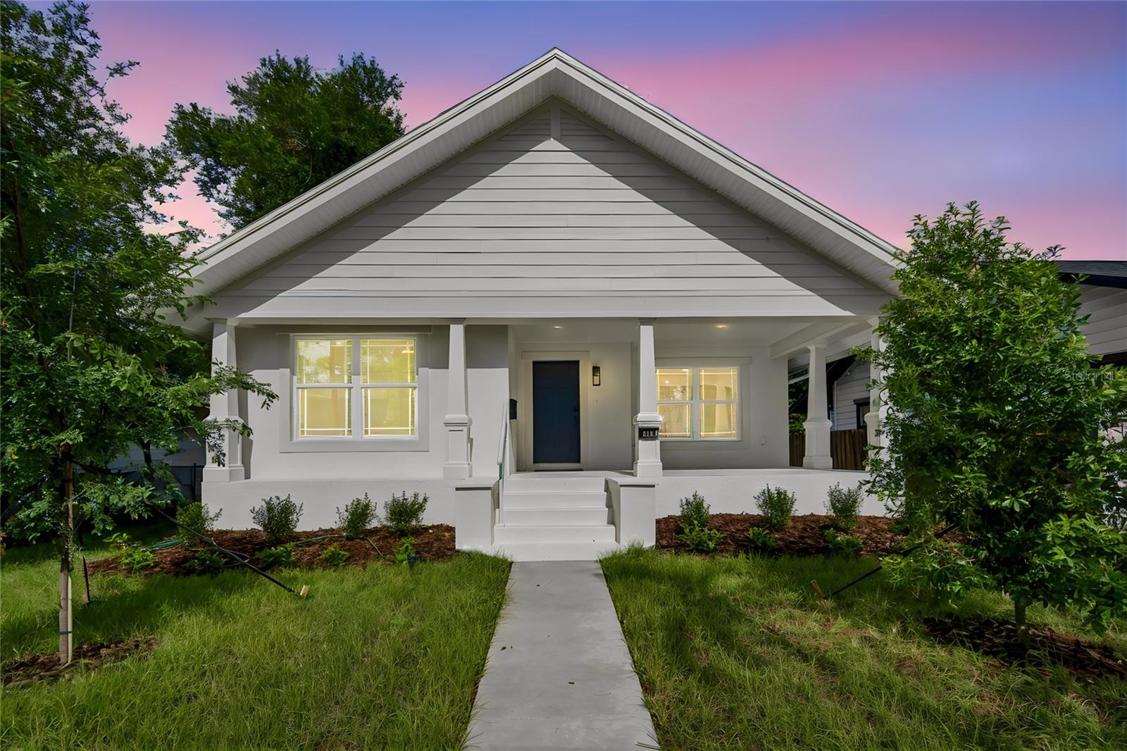 2301 HIGHLAND ST S - Photo 1