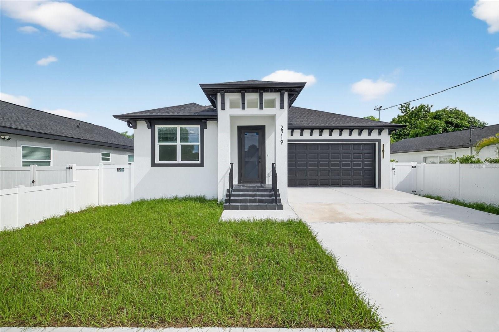 2719 W SAINT JOHN ST - Photo 1