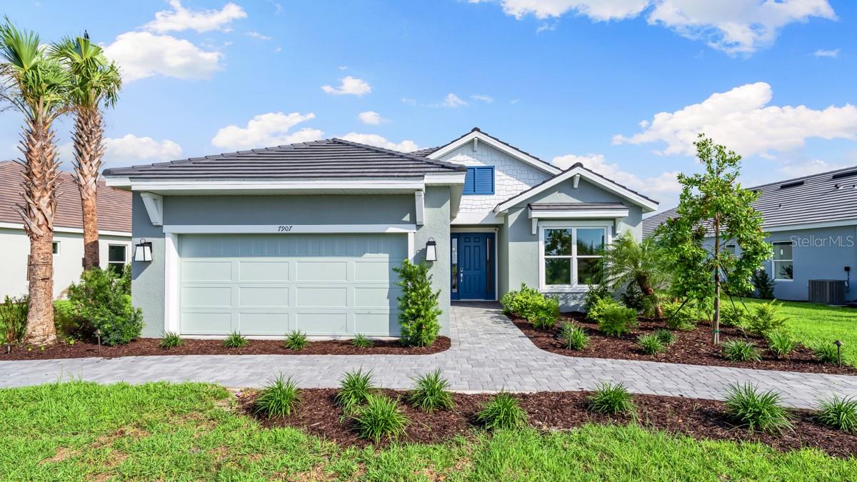 7907 CORAL SEA LN - Photo 1