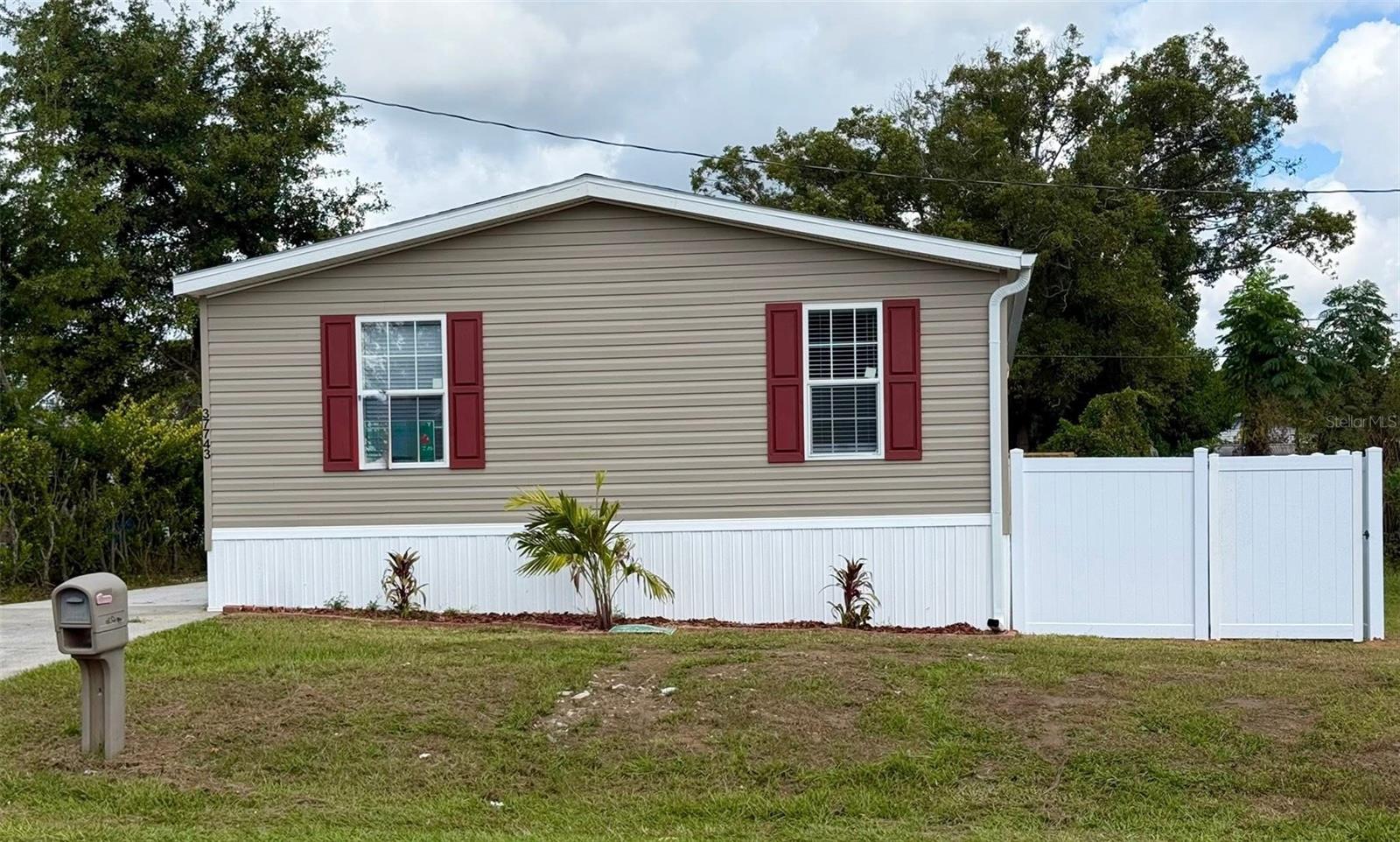 37743 GEIGER RD - Photo 1
