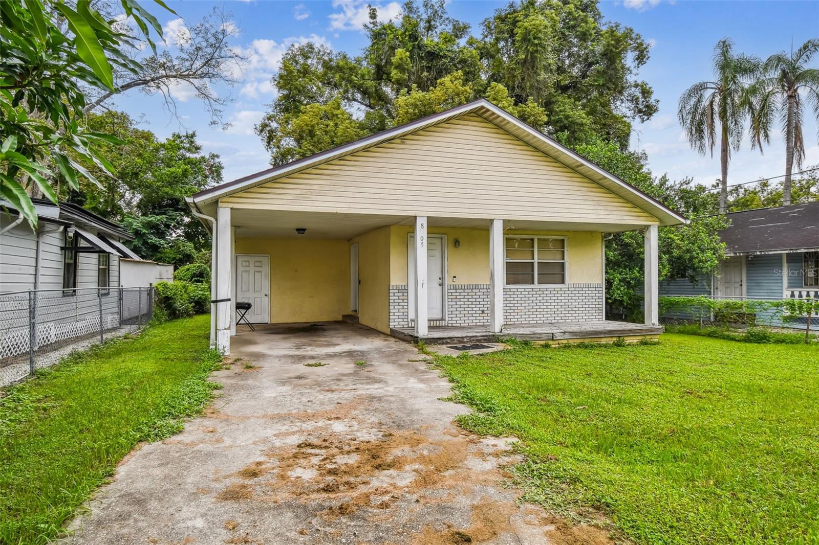 8205 N SEMMES ST - Photo 1