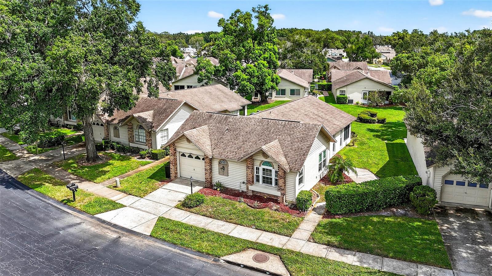 4658 WALLINGFORD CT - Photo 1