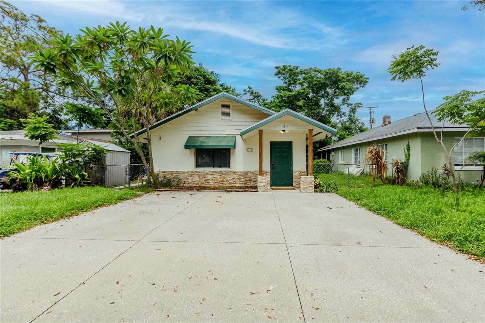1416 19TH AVE W - Photo 1