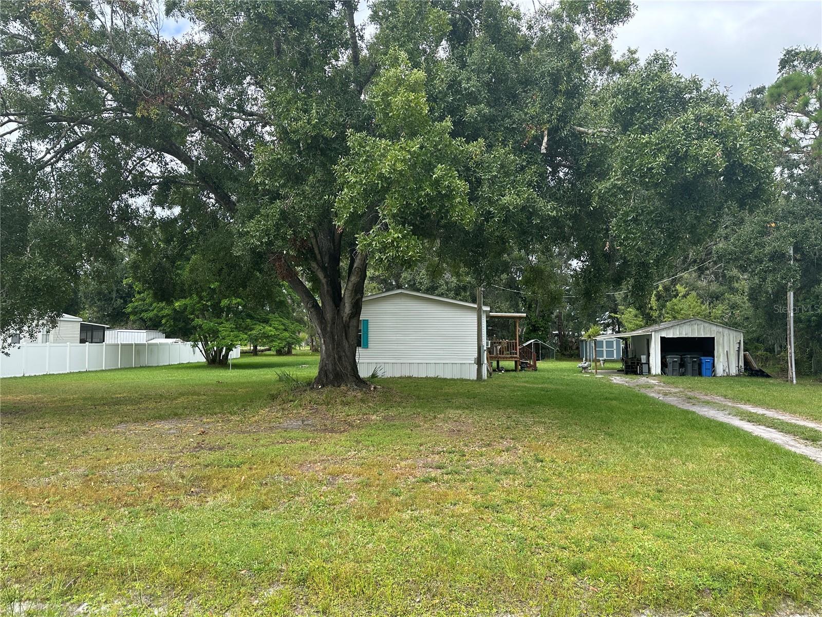 12507 GLENNA AVE - Photo 1