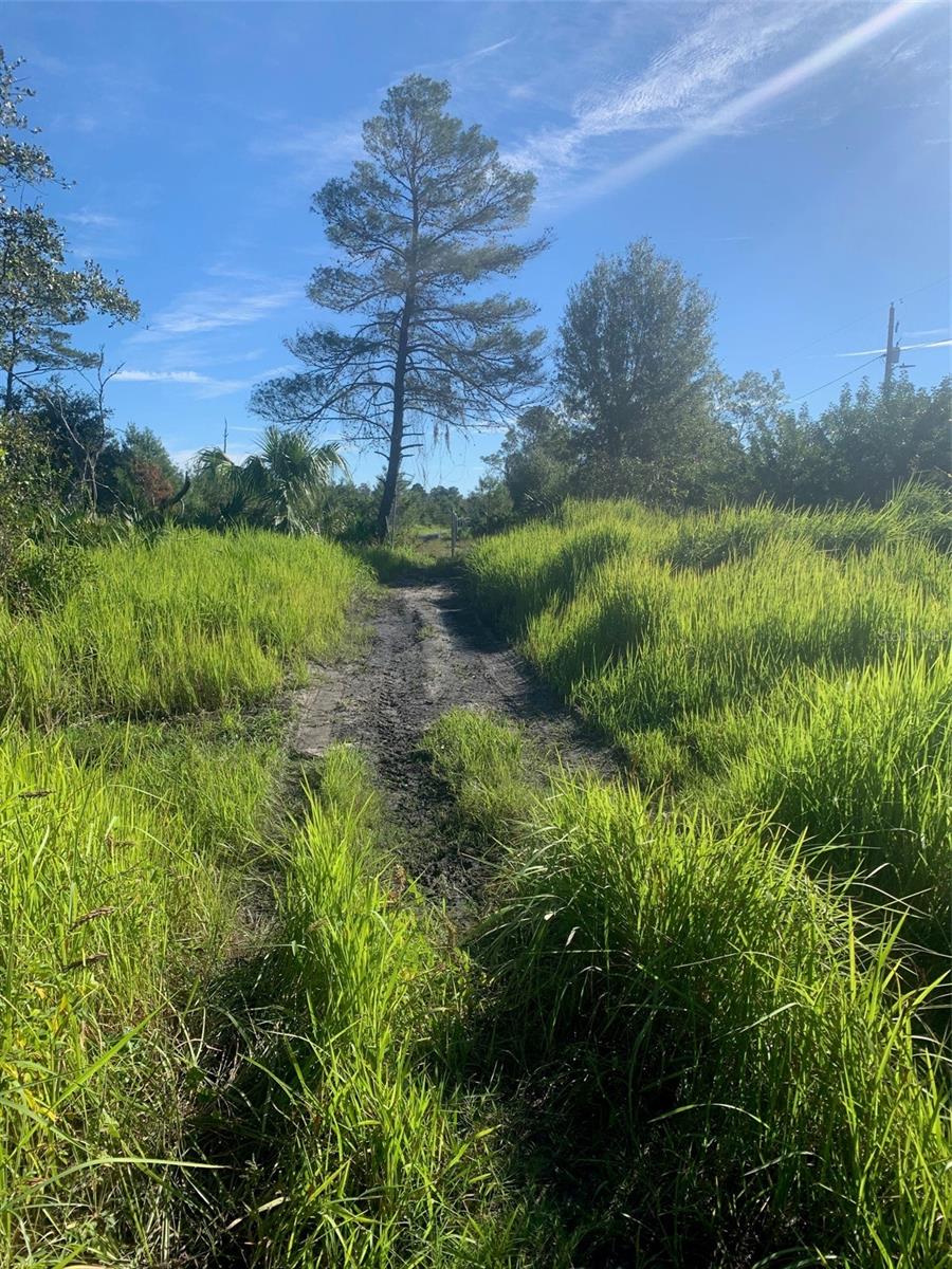 Property at 2701 METRO DR, Ruskin