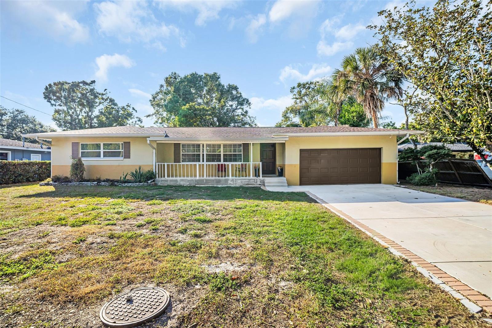 1182 NORWOOD AVE - Photo 1