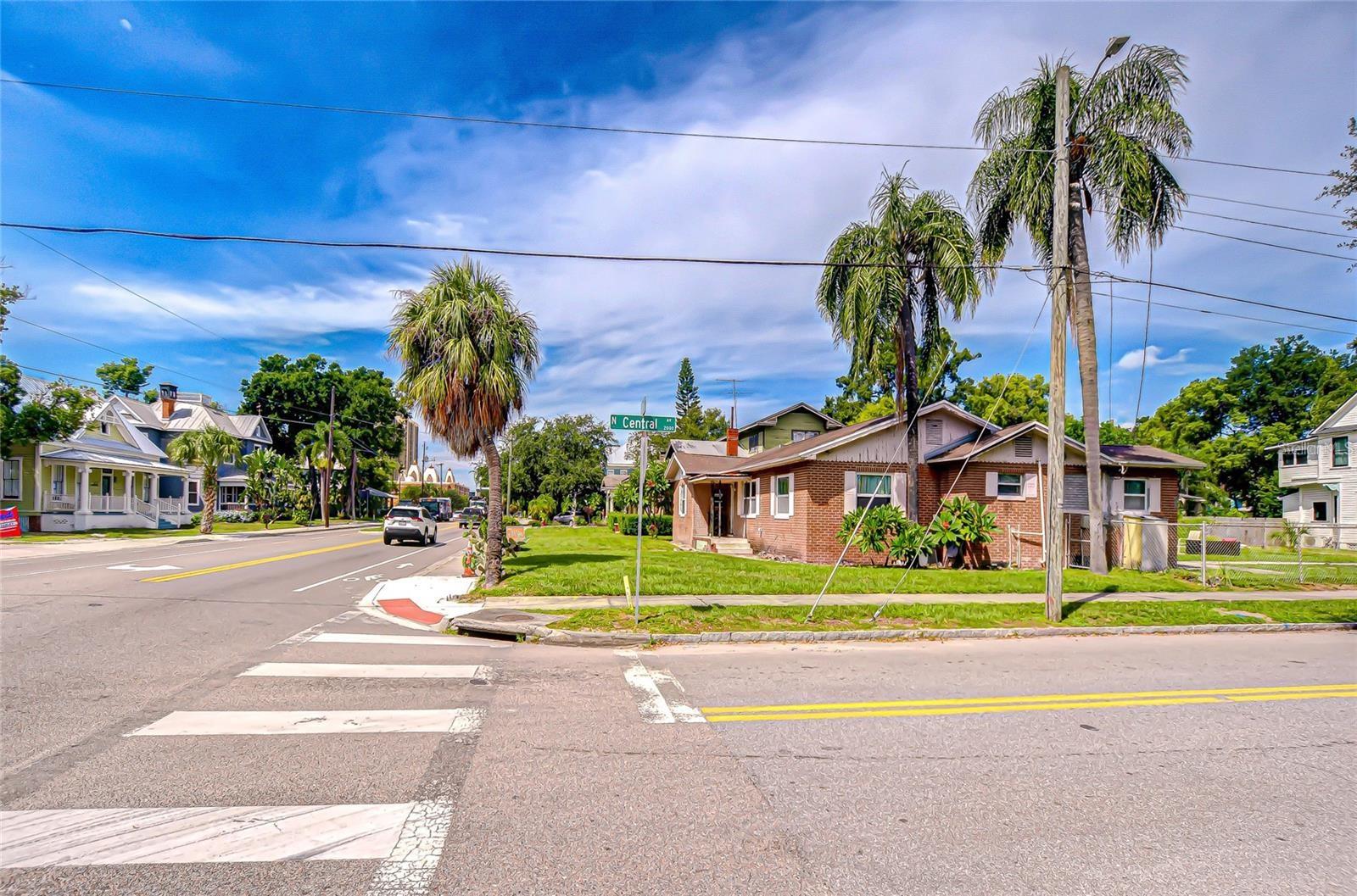 408 E PALM AVE - Photo 1