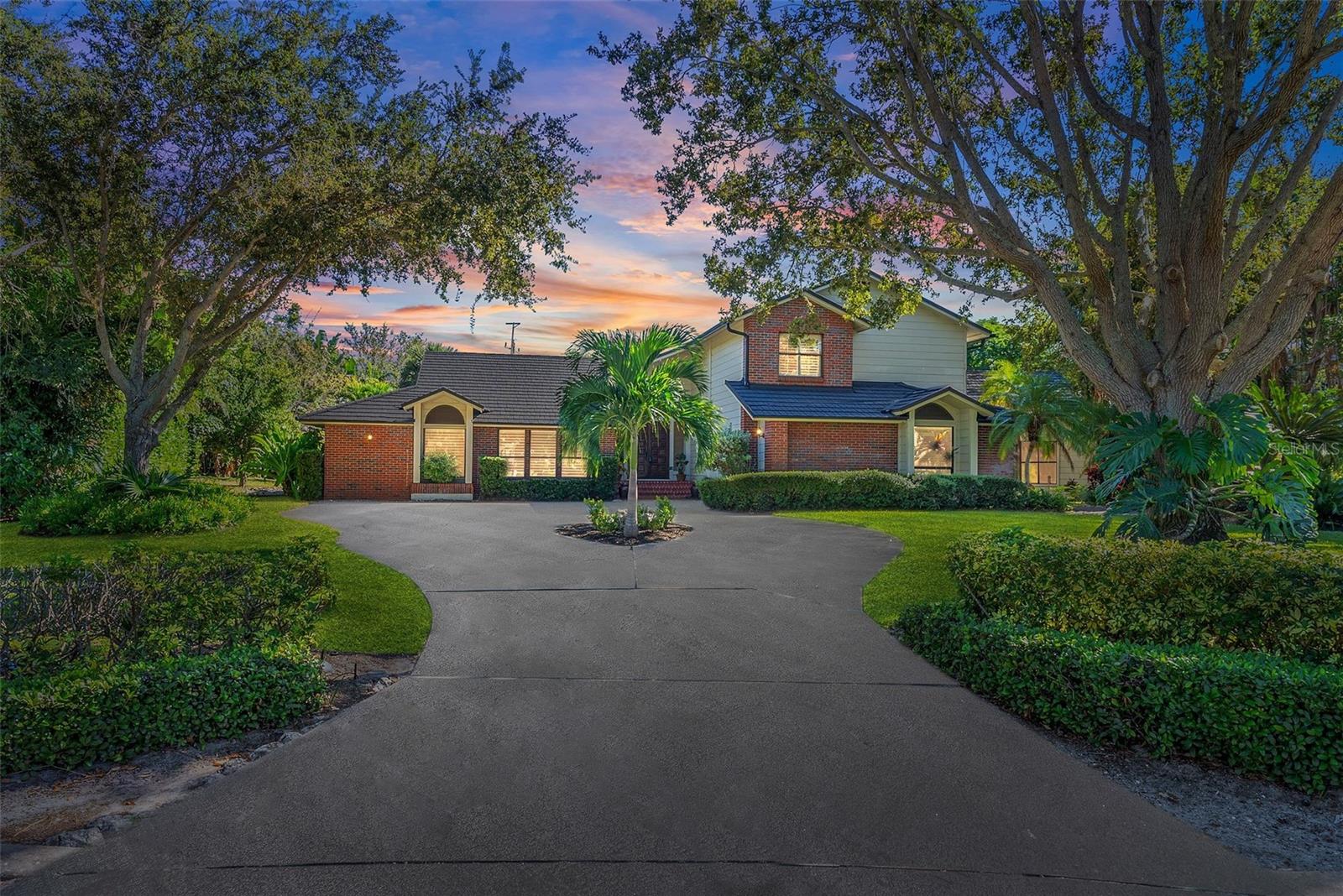 2371 LANDINGS CIR - Photo 1