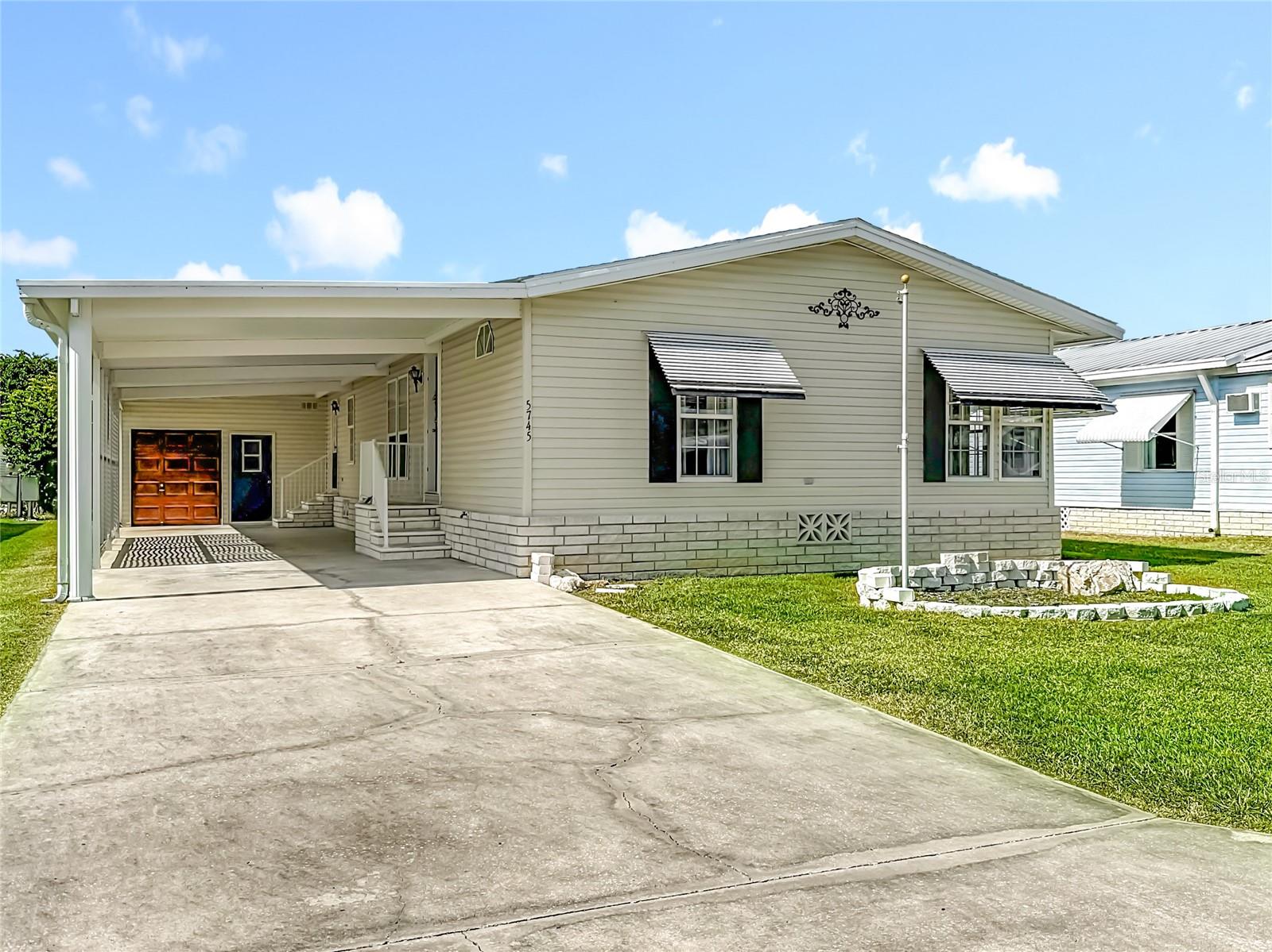 5745 PAWNEE ST - Photo 1