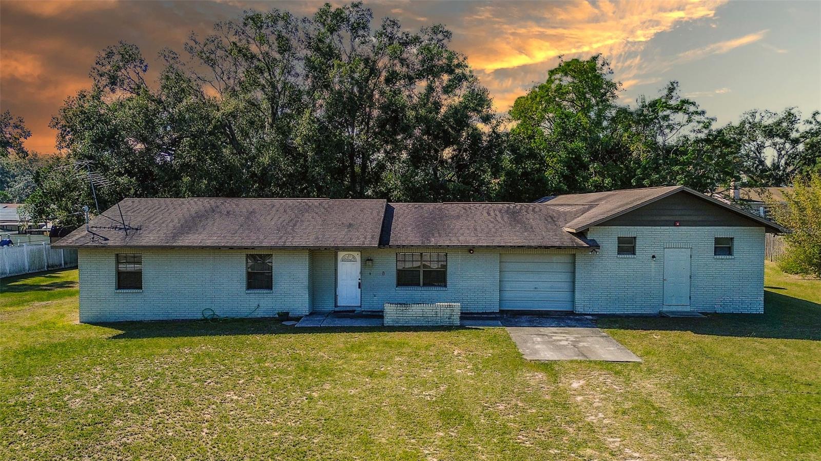 11425 SUN RD - Photo 1