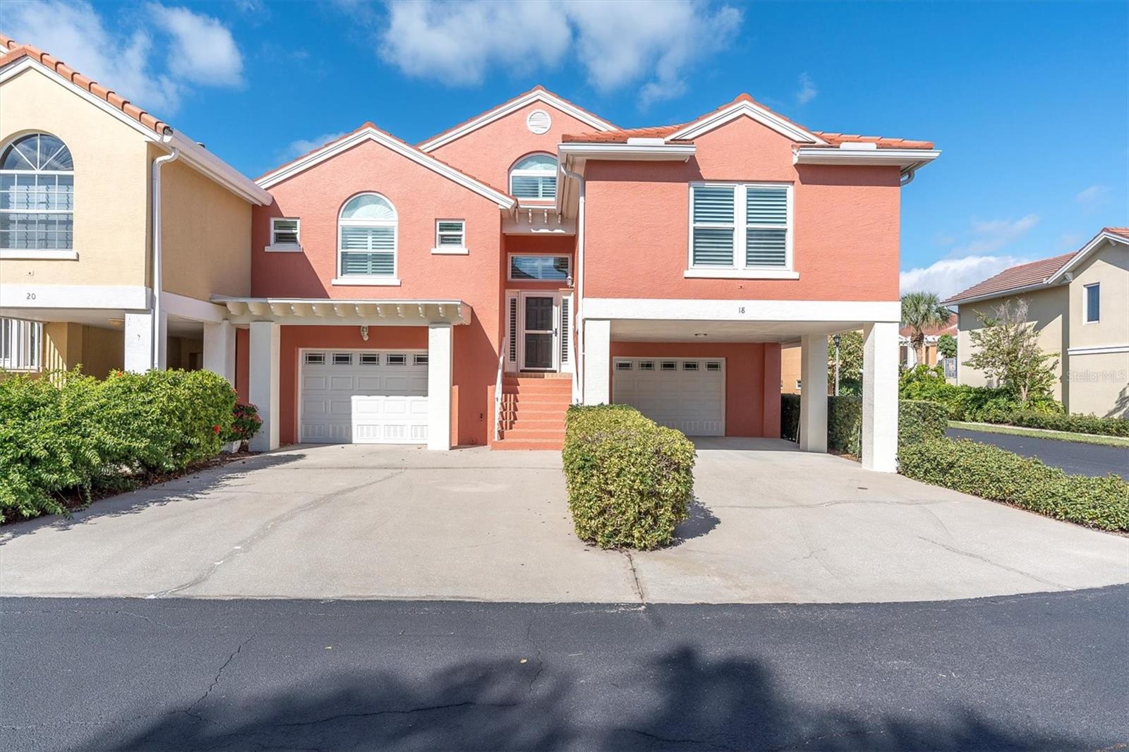 18 JEFFERSON CT S - Photo 1