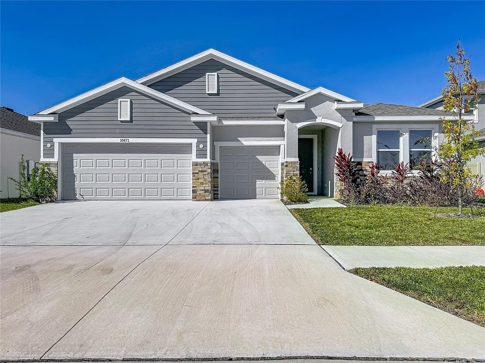 10471 BRIDGEGATE HEIGHTS LOOP - Photo 1