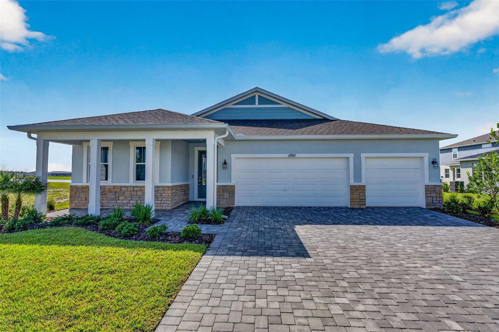 12907 PIERCE ST - Photo 1