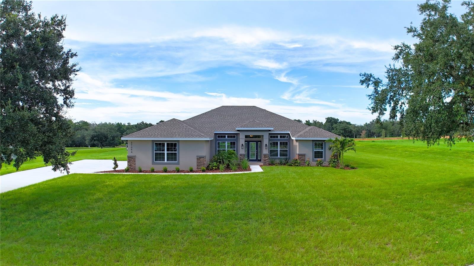 37094 HIDDEN VIEW CIRCLE - Photo 1