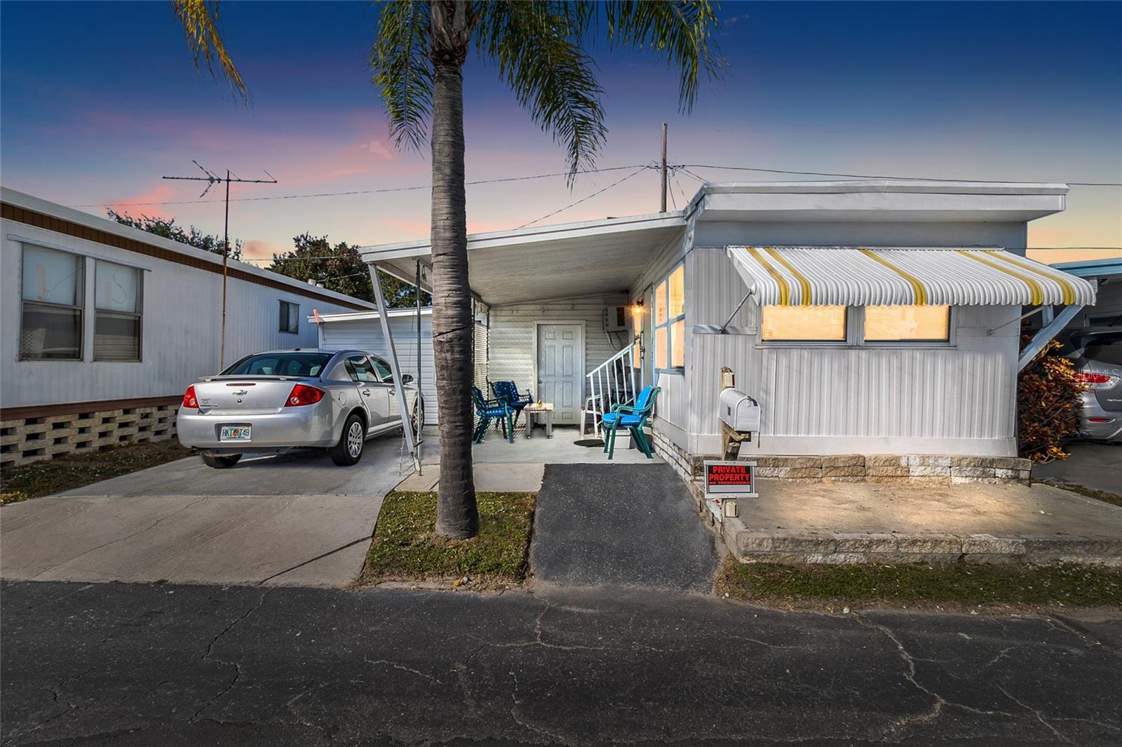 12766 SEMINOLE BLVD #10 - Photo 1