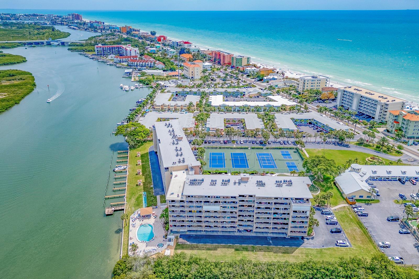 19451 GULF BLVD #604 - Photo 1