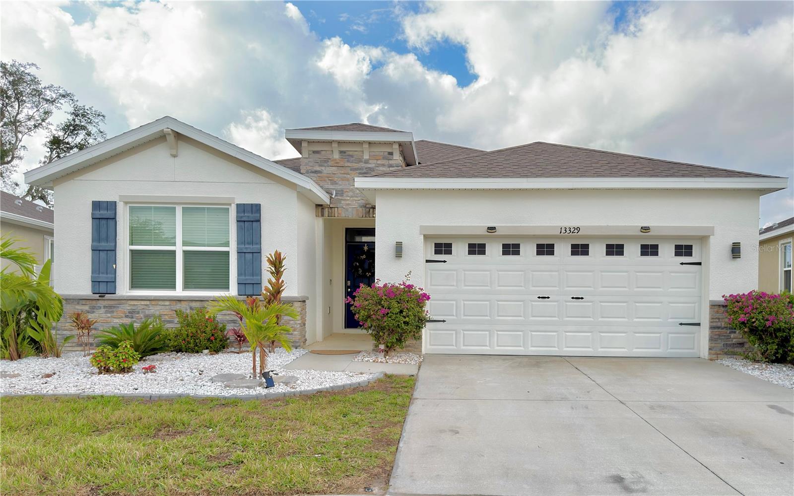 13329 WATERLEAF GARDEN CIR - Photo 1