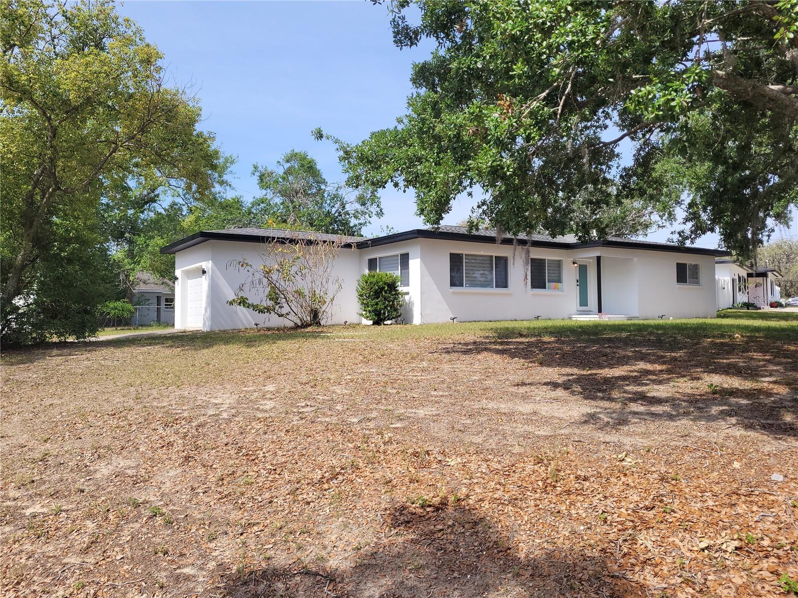 Property at 105 FOREST PARK AVE, Temple Terrace