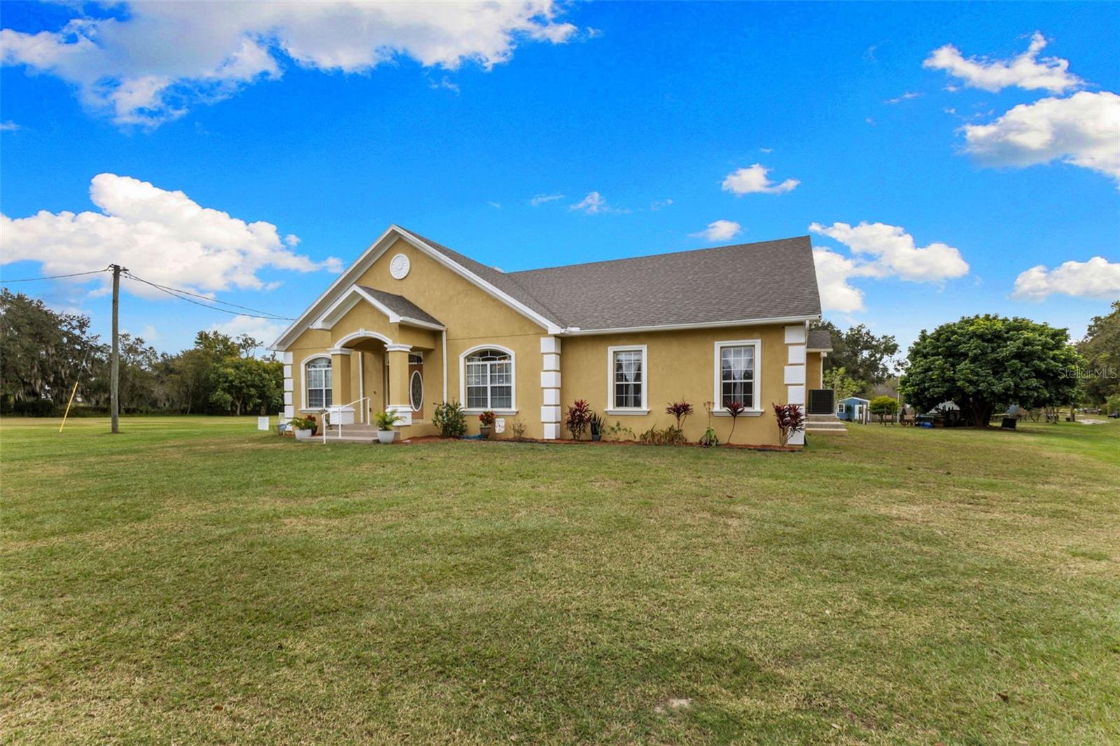 1103 COLSON RD - Photo 1
