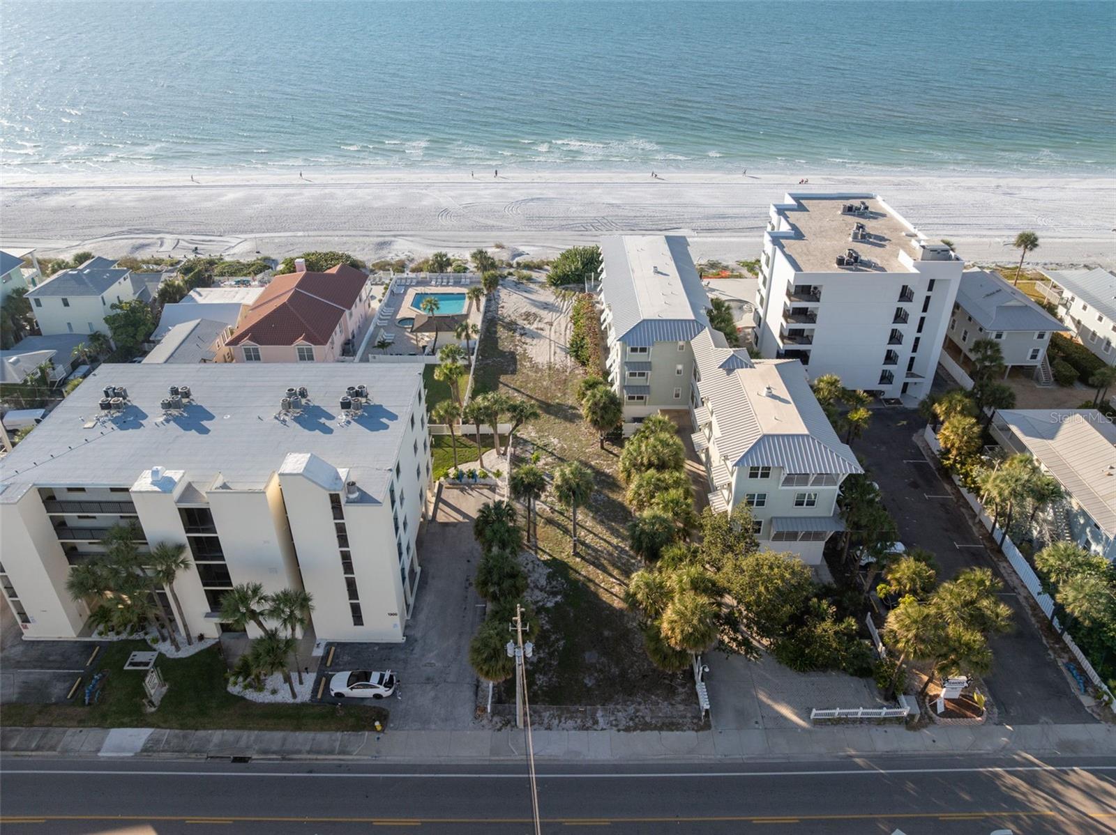 1306 GULF BLVD - Photo 1