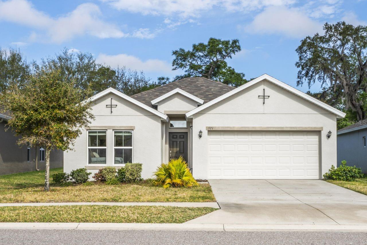 571 OLD WINDSOR WAY - Photo 1