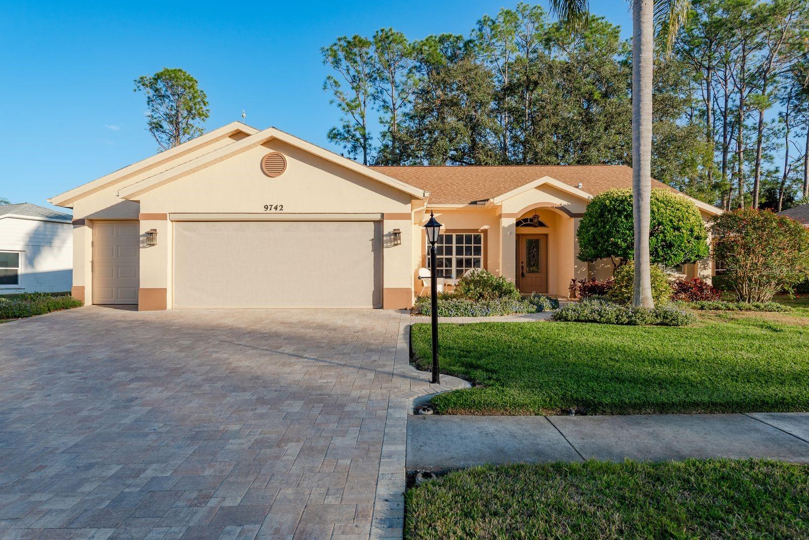 9742 OAKWOOD HILLS CT - Photo 1