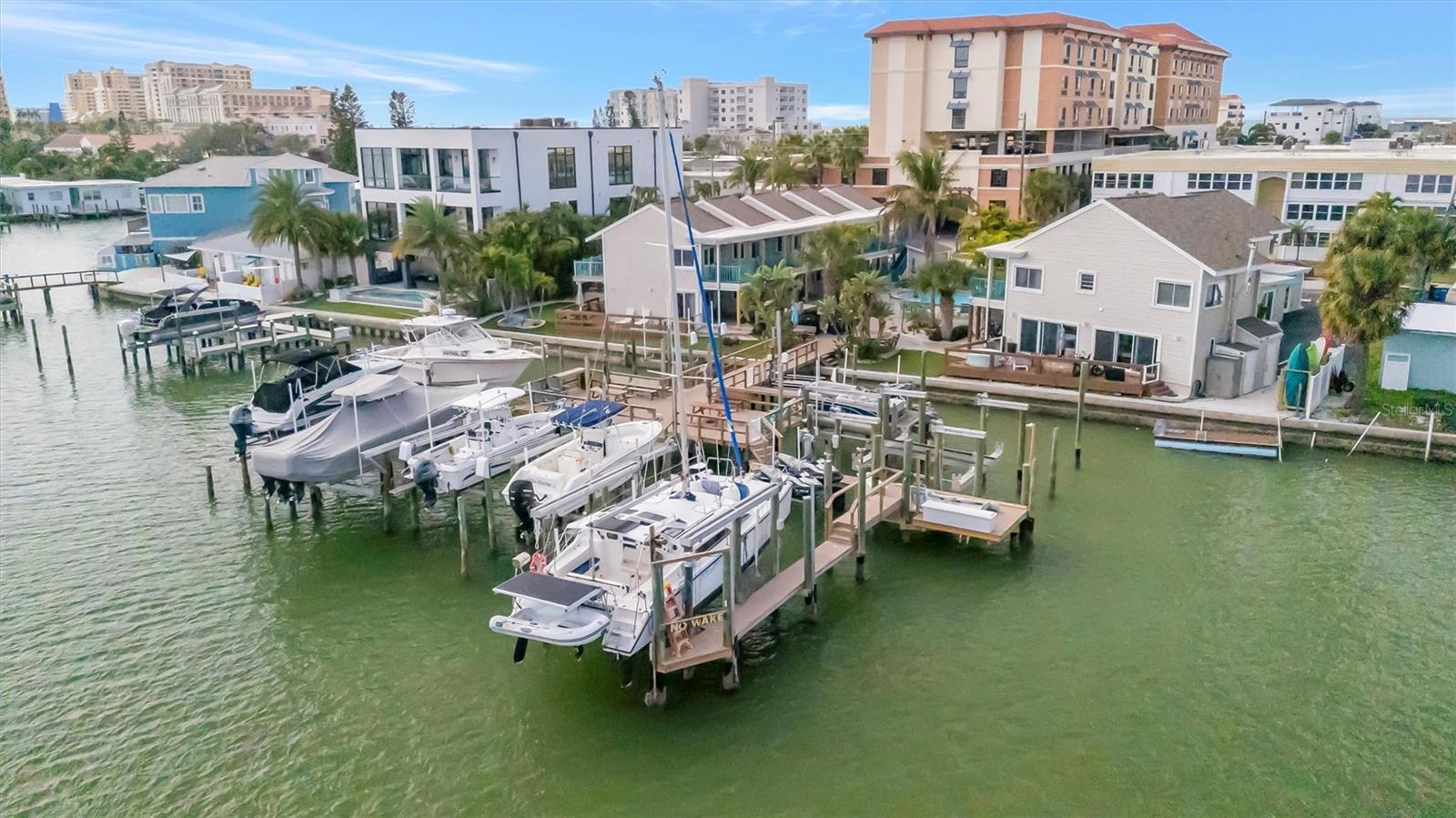 673 BAY ESPLANADE #204 - Photo 1