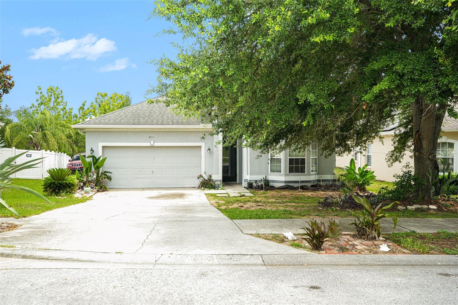 37110 HIGHLAND BLUFF CIR - Photo 1