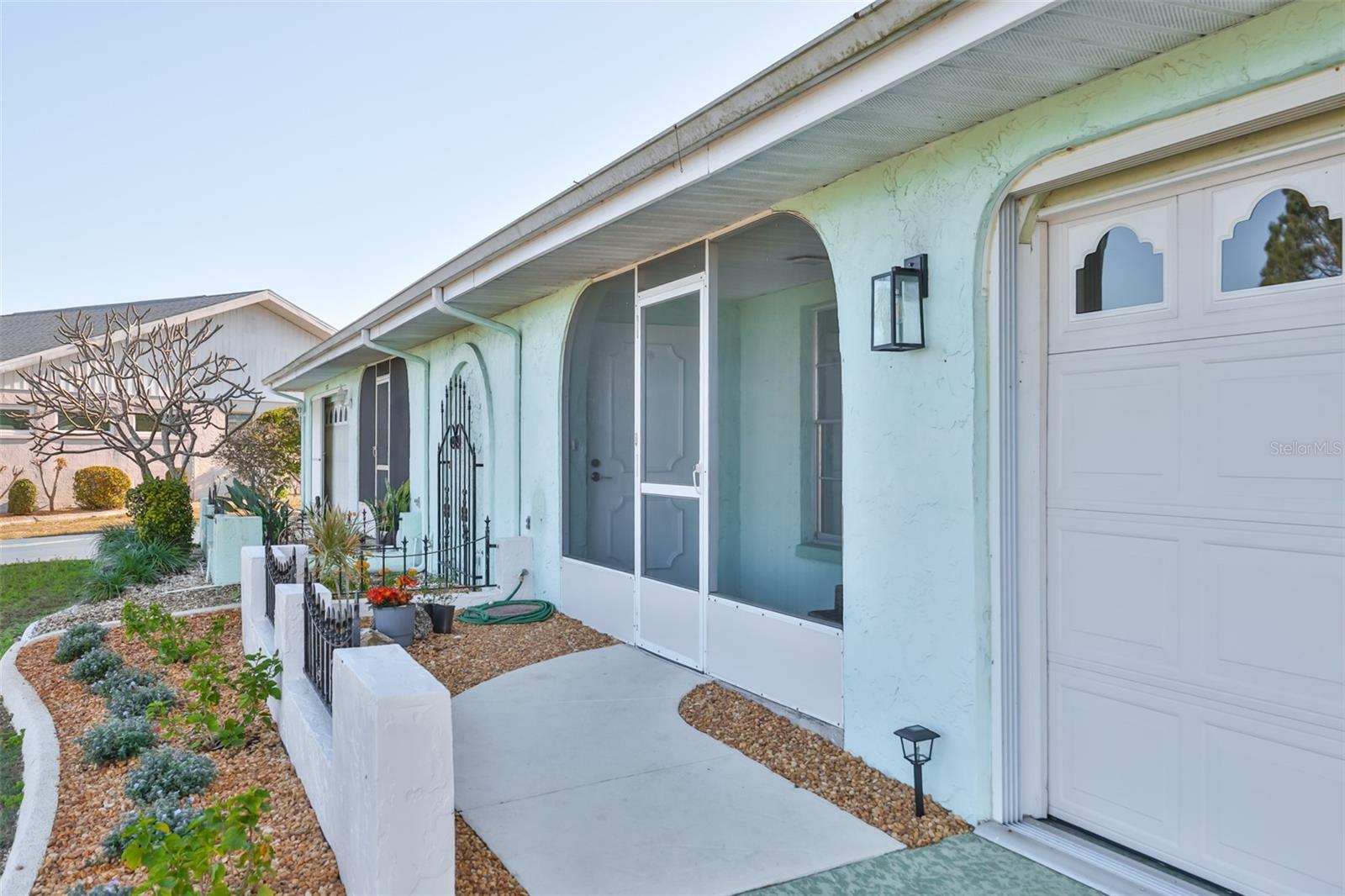 325 GREEN MANOR DR - Photo 1