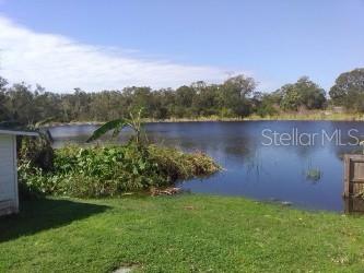 8841 S MOBLEY RD - Photo 1